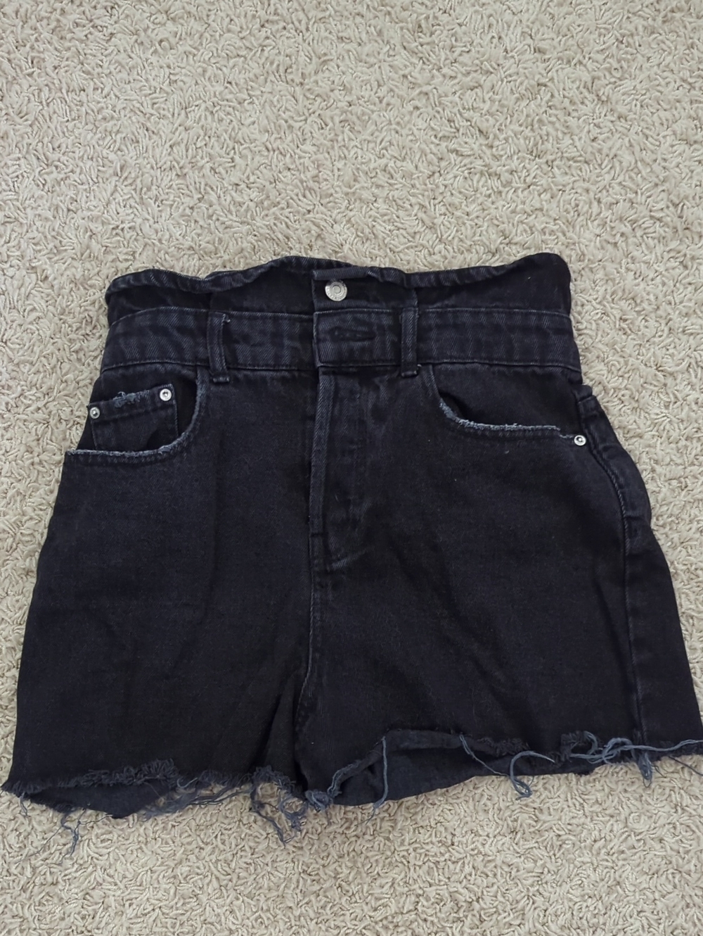 Zara High-Waist Black Denim Shorts with Frayed Hem